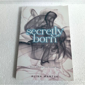 Secretly Born The Heliander Chronicles by Alina Martyn Signed First Edition PB